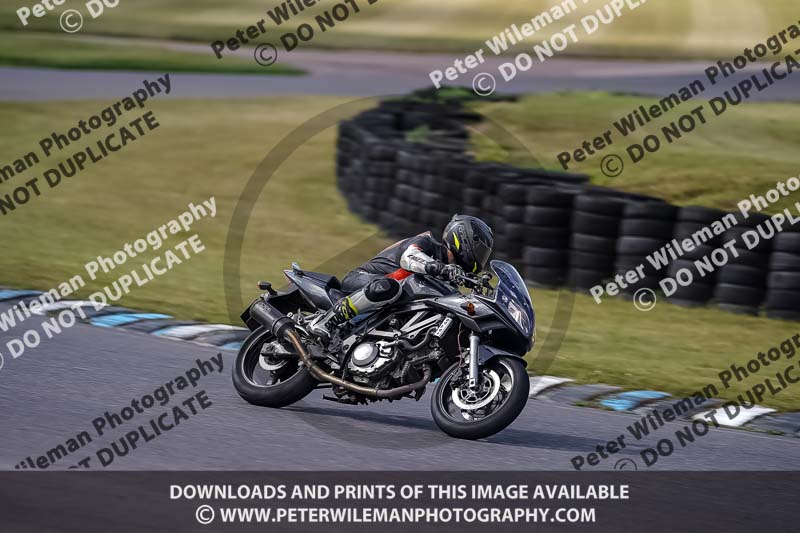 enduro digital images;event digital images;eventdigitalimages;lydden hill;lydden no limits trackday;lydden photographs;lydden trackday photographs;no limits trackdays;peter wileman photography;racing digital images;trackday digital images;trackday photos